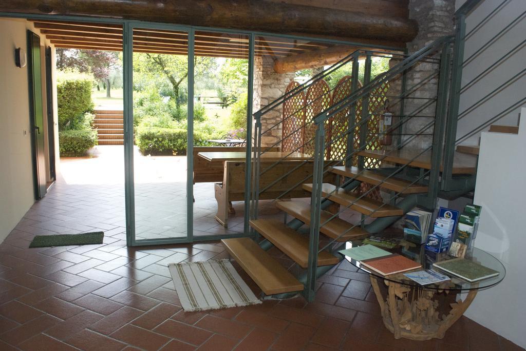 Agriturismo La Breda Guest House San Felice del Benaco Exterior photo