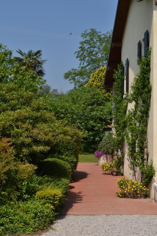 Agriturismo La Breda Guest House San Felice del Benaco Exterior photo